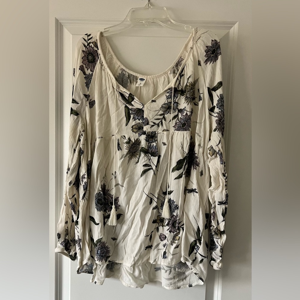 Old Navy Floral Peasant Blouse